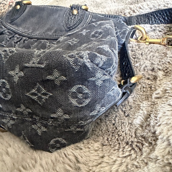 Louis Vuitton Neo Cabby Black Denim shoulder bag - Picture 14 of 16